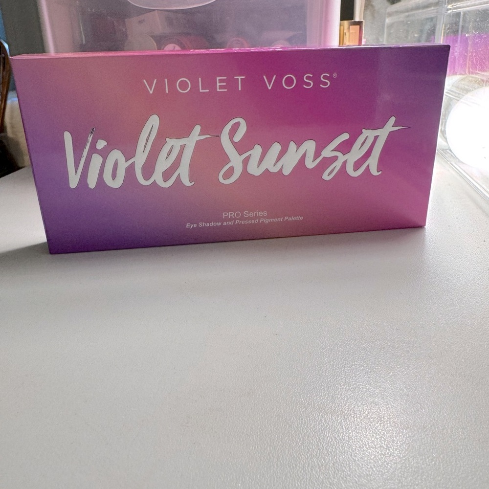 Violet Voss NIB Violet Sunset PRO Series Eyeshadow Palette